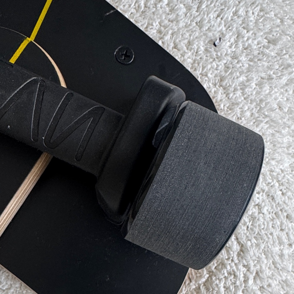 DRAGAN Cruiser Streetboard: Black Edition with yellow details - Picture 10 of 13